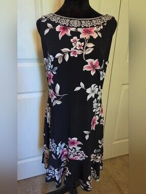 White House Black Market Sleeveless sun Dress Black Floral Embelished NECK SZ M